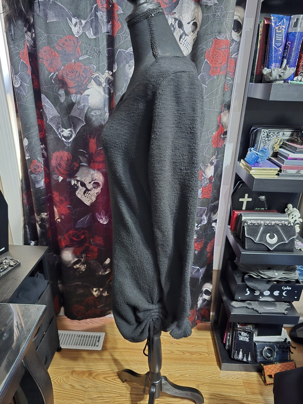 Black Women’s Scoop Neck Sweater - Picture 3 of 6